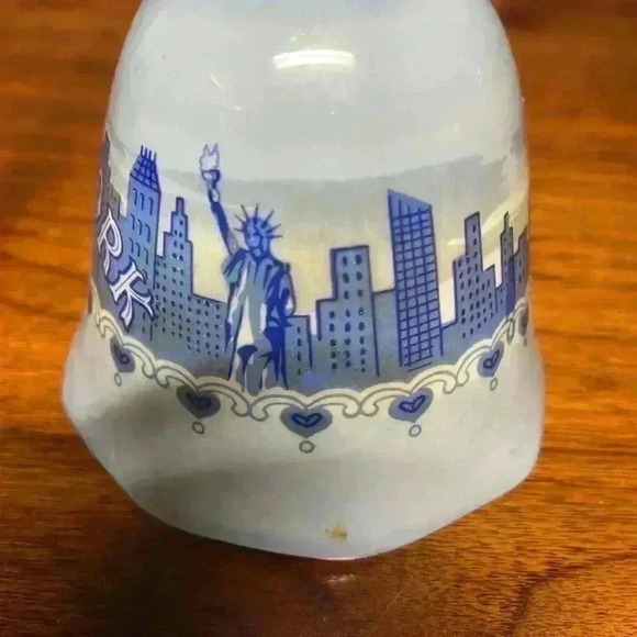 Vintage New York City bell. - Picture 3 of 8